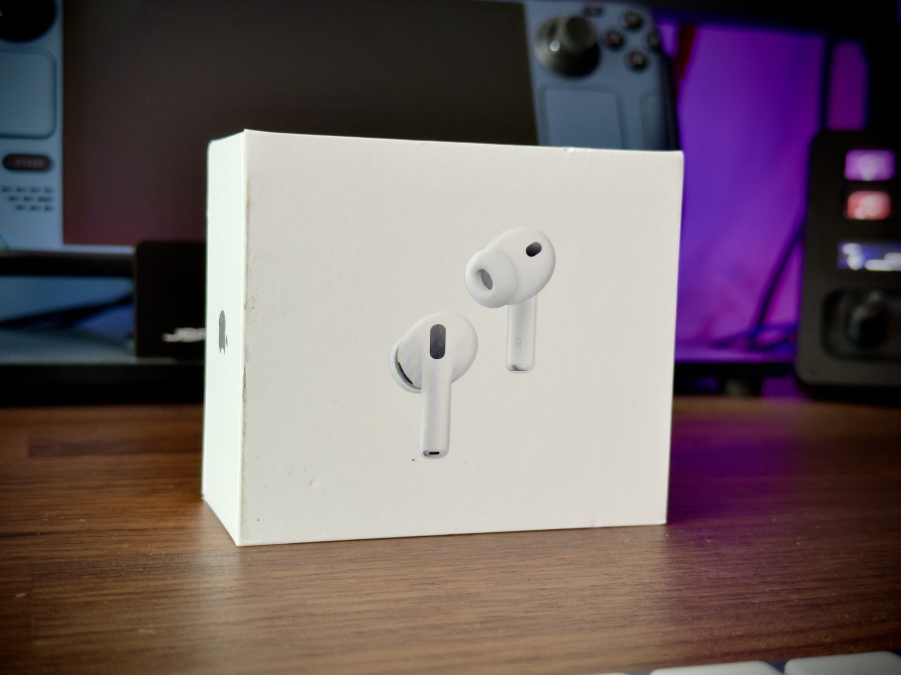 AirPods Pro 3 box